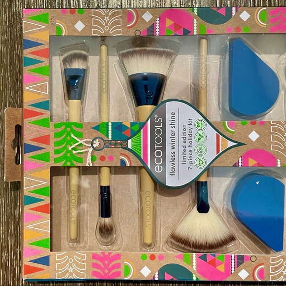 🔥Ecotools 7 Piece Brush Set Flawless Winter Shine - Picture 5 of 6